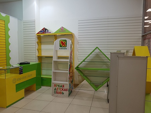 Детский обувной магазин в ЦДМ